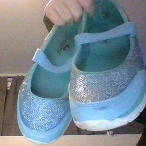 Sparkly blue outdoors shoes